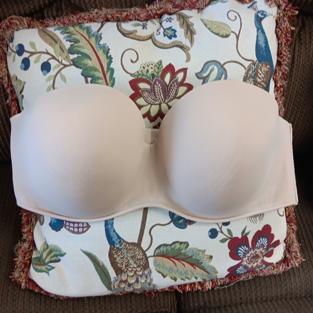 CACIQUE Size 44F Beige Smooth Boost  Underwire Strapless Bra Excellent 44F